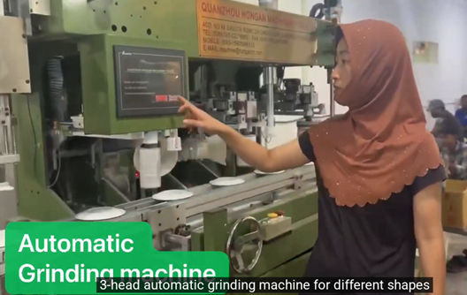 Comment automatiser le polissage des plaques de mélamine ?