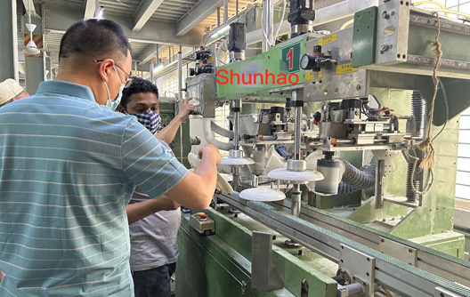 Guide de travail de l'usine Shunhao à l'étranger